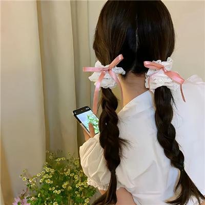 好女向前行